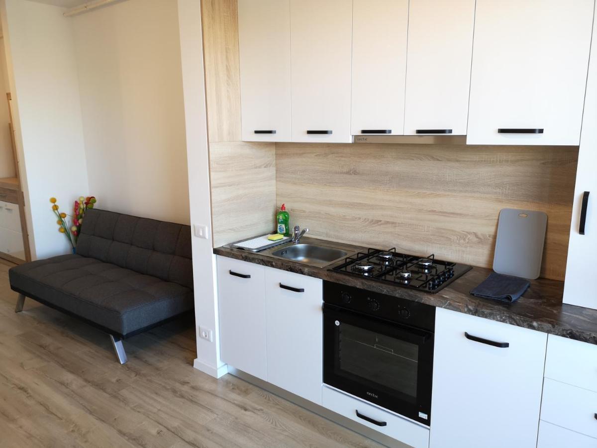 Ared-Atrium Mall Chrysflatty3 Premium Apartment 60Mp Arad Exterior foto