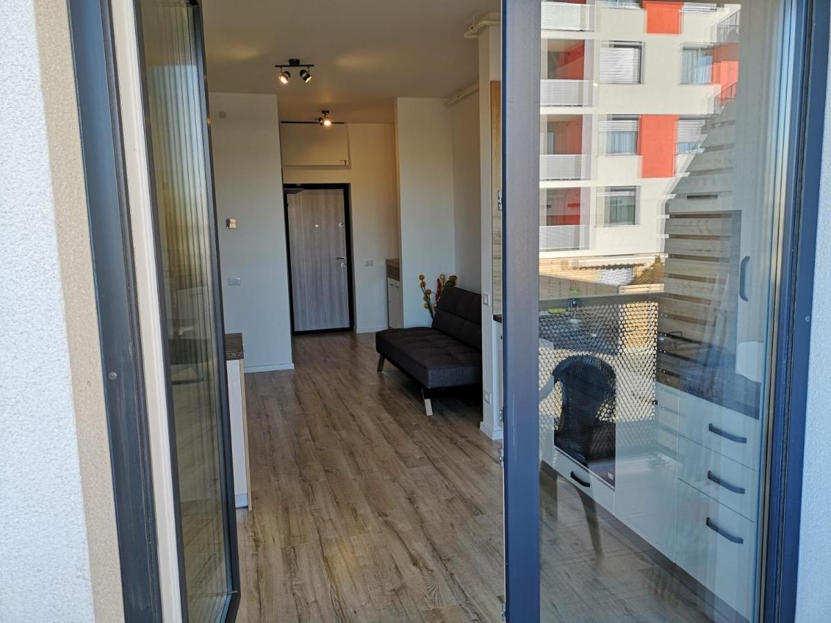 Ared-Atrium Mall Chrysflatty3 Premium Apartment 60Mp Arad Exterior foto